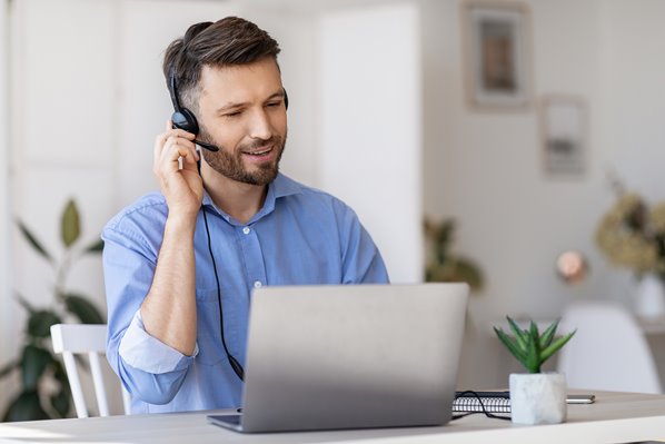 Customer Care Agent working at home