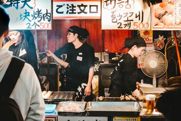 Japanese customer service in Osaka 