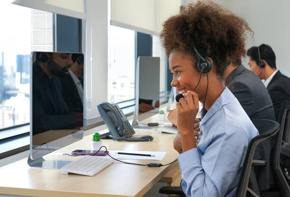 Tidy call center agent's desks