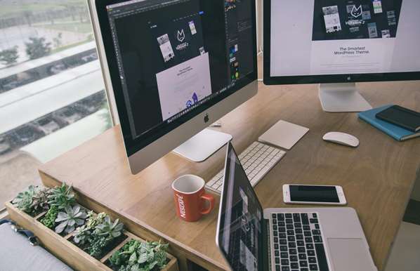 Computer desk