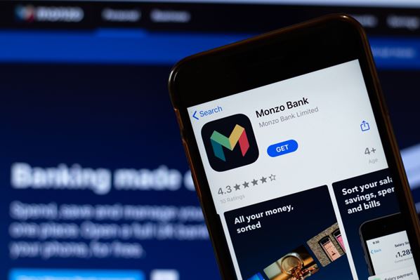 Monzo bank app