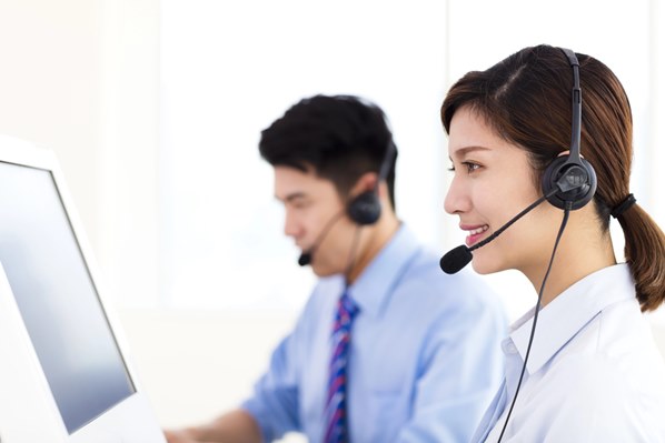 Filipino call center agents