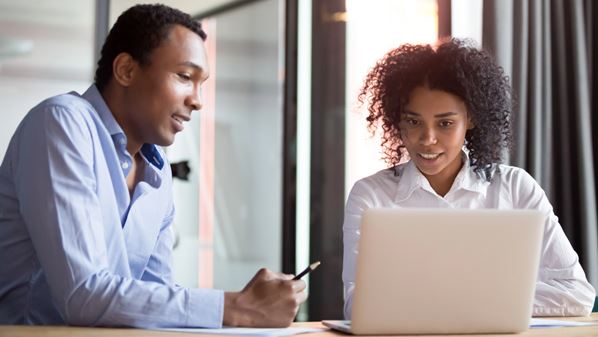 Couple applying for a mortgage