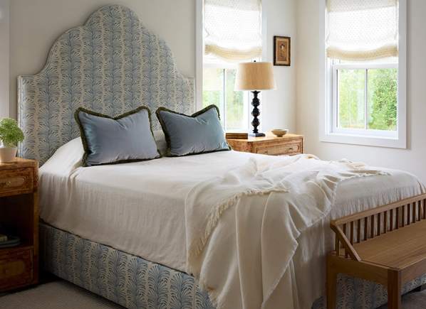 14 Summer Wedding Gift Ideas That Feel Seasonal and Special